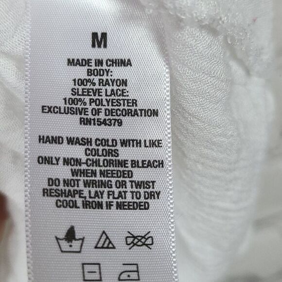 Aeropostale White Lace Flutter Sleeve Crepe Tank Tee Medium Knit Blouse Work - Picture 7 of 8